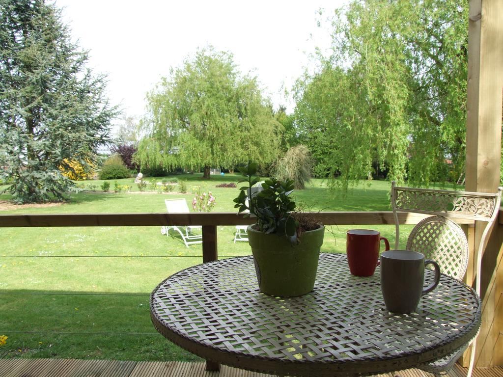 Le Clos Du Clocher Gueudecourt エクステリア 写真